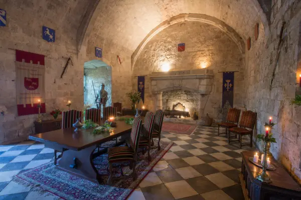 Château De Goudourville - La salle des gardes médiévale