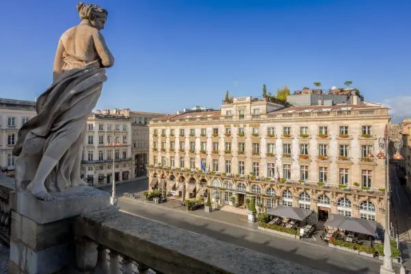 InterContinental Bordeaux le Grand Hotel - Façade vue depuis l'Opéra de Bordeaux