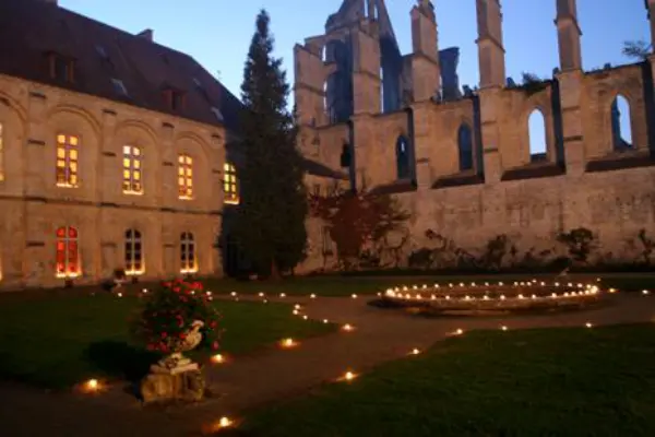 Abbaye de Longpont - exterieur
