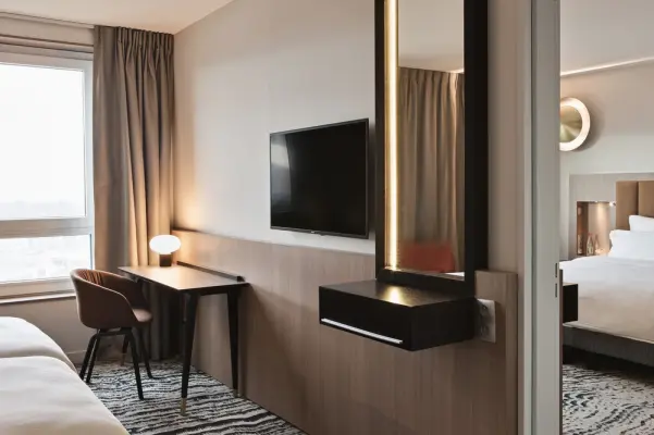 DoubleTree by Hilton Lyon Eurexpo - Accommodation