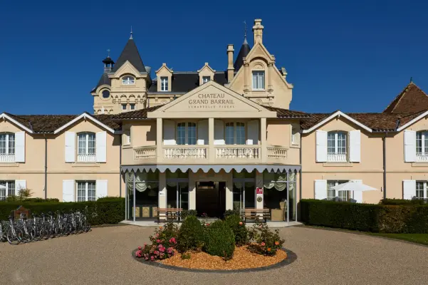 Château Hôtel Grand Barrail - Extérieur