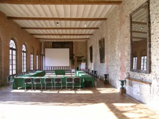 Château de Courtalain - Local do seminário em Courtalain (28)