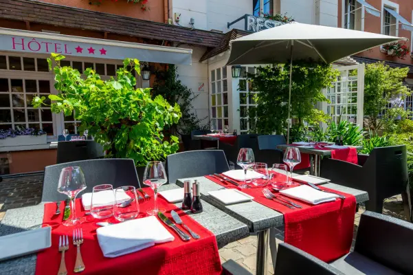 Hôtel Le Lion d'Or Bayeux et son Restaurant La Table du Lion - Terrasse