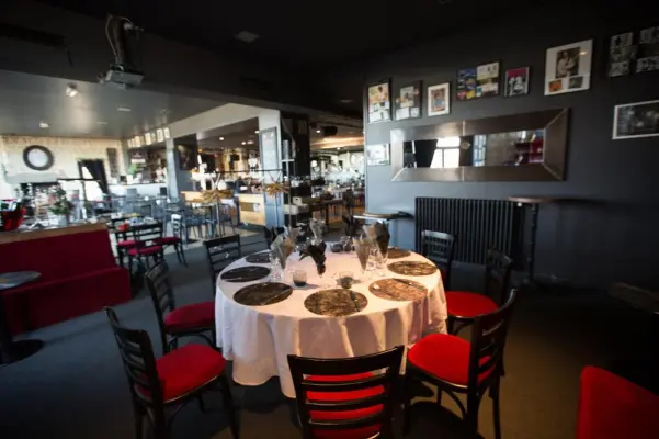 Restaurante la Jalousie - Lugar para seminarios en Saint-Aignan-de-Cramesnil (14)