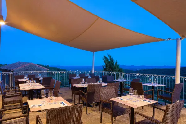 La Bastide de Sanilhac - diner terrasse panoramique