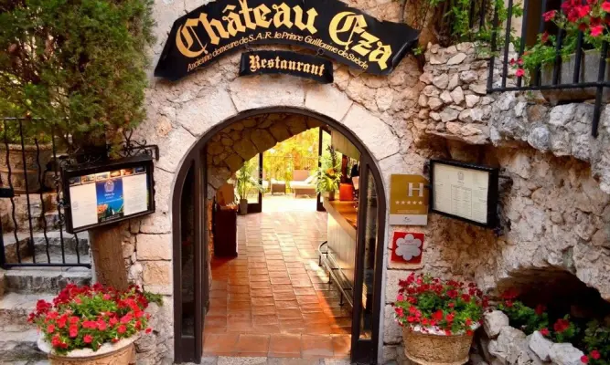 Château Eza - Accueil du restaurant