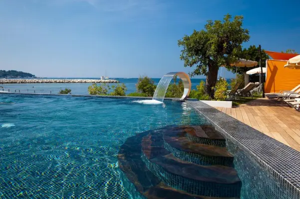 Cap d'Antibes Beach Hotel - Outdoor Pool