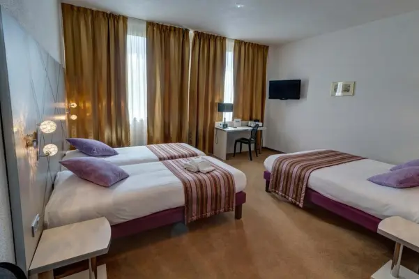 Hotel Arles Plaza - Accommodation