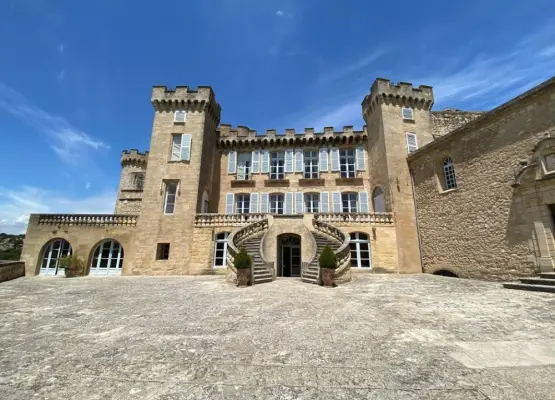 Château de la Barben - Extérieur