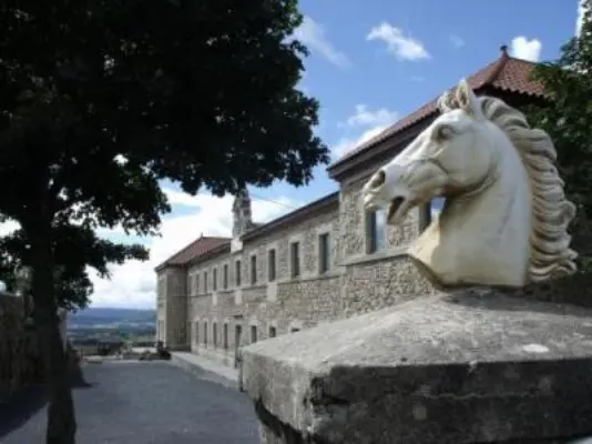 Draft Horse Museum - Seminarort in Sacy le Grand (60)