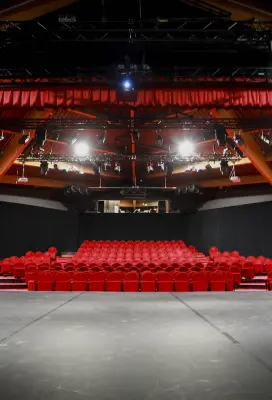 Le Jardin d'Acclimatation - Le Théâtre Rouge