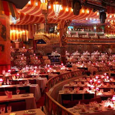 Moulin Rouge - Salle de spectacle