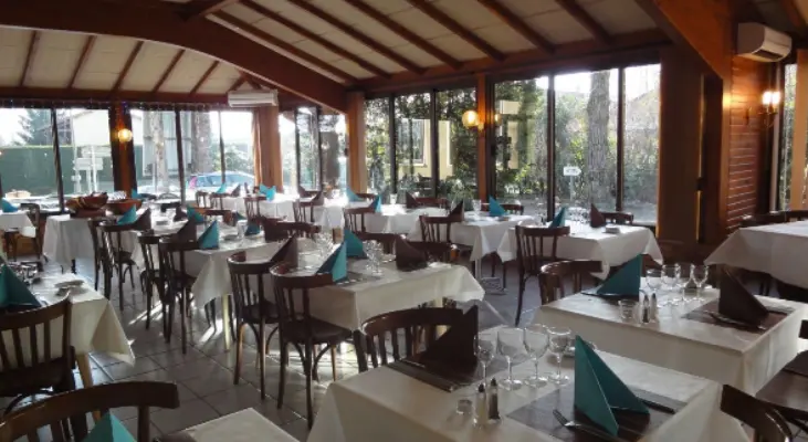 Hôtel Restaurant Régina - 