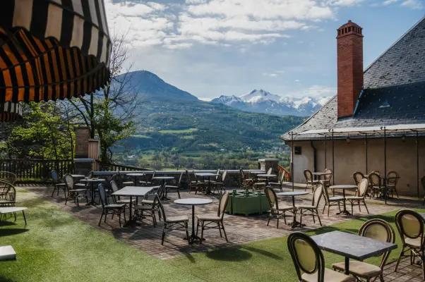 Hôtel Restaurant et Spa La Robéyère - Terrasse panoramique