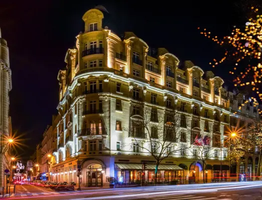 M Social Hotel Paris Opera - Façade de nuit