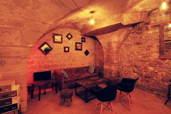 Le Paris Clandestin - L'Espace Lounge