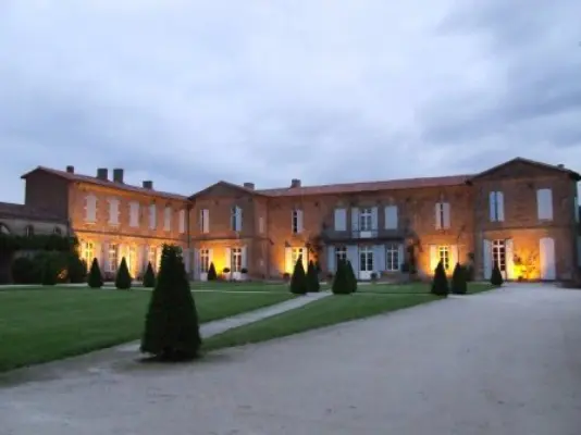 Château de Labastide-Beauvoir - En soirée