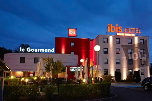 Ibis Chalon-sur-Saône Europe - Hotel per seminari 71