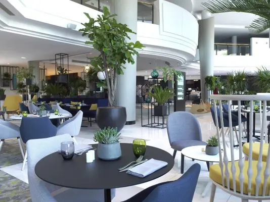 The Jangle Hotel Paris CDG Airport - Lobby 