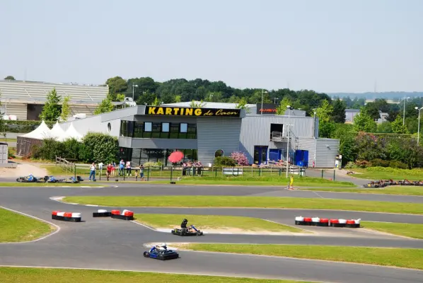 Karting de Caen - vue de la piste
