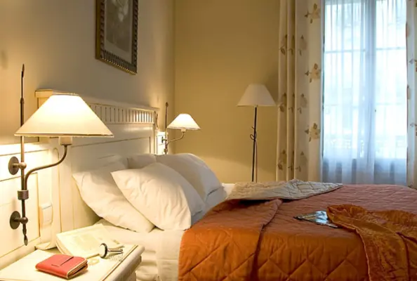 Royal Hotel Montpellier - room for residential seminar