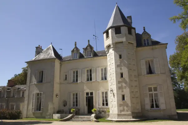 Château de Dangy - Local do seminário em Paudy (36)