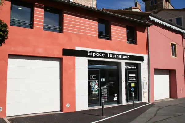 Espace Tourneloup - façade du centre d'affaires