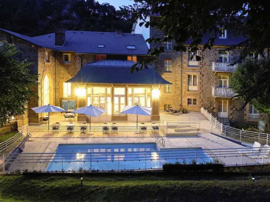 Mercure Saint-Nectaire Spa y bienestar: hotel para seminarios de spa