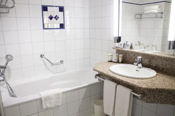 Vichy Célestins Spa Hôtel - Salle de bain