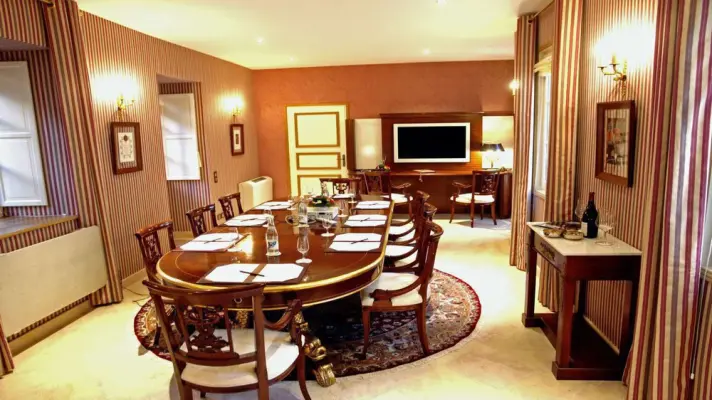 Hotel Le Cep and SPA Marie de Bourgogne - Meeting room