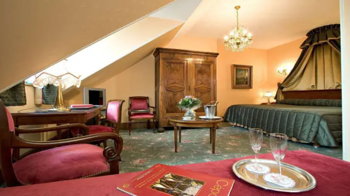 Hotel Le Cep and SPA Marie de Bourgogne - Suite 1er cru