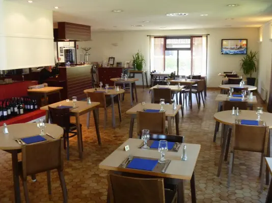 Kyriad Tarbes Odos - Restaurant