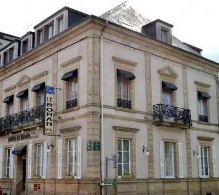 Hôtel Le Rohan Pontivy - Extérieur