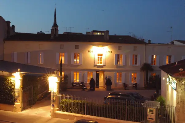 Hôtel de France Libourne - Abend