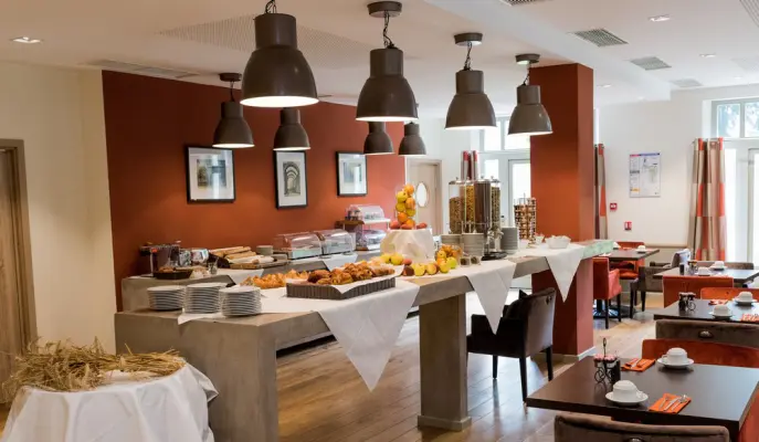 Castel Maintenon Hotel Restaurant et Spa - petit dejeuner
