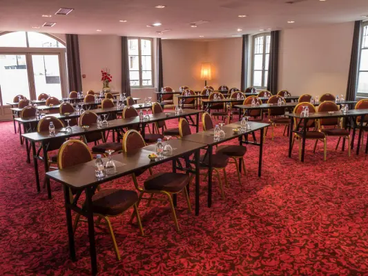 Castel Maintenon Hotel Restaurant and Spa - sala de seminarios