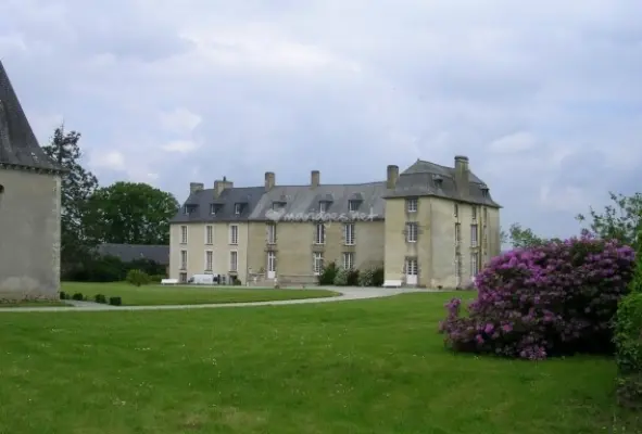 Schloss Robinais in Bain-de-Bretagne