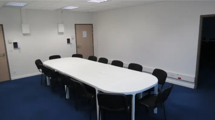 Etable Cowork - salle de réunion