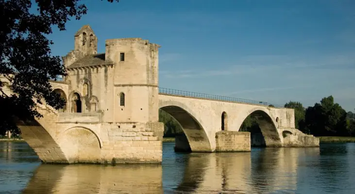 Campanile Avignon Sud - Montfavet La Cristole - pont