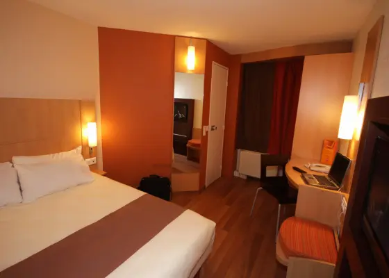 Ibis Clermont Ferrand Sud Carrefour Herbet - Chambre
