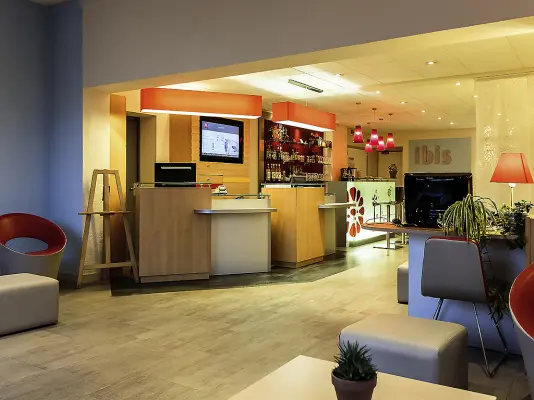 Ibis Clermont Ferrand Sud Carrefour Herbet - Hall d'Accueil