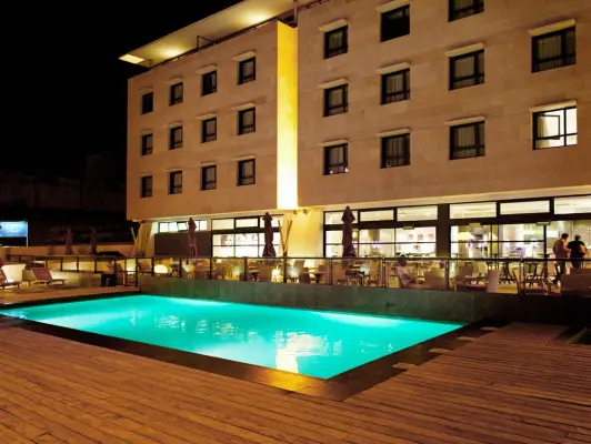 Newhotel Of Marseille - En soirée