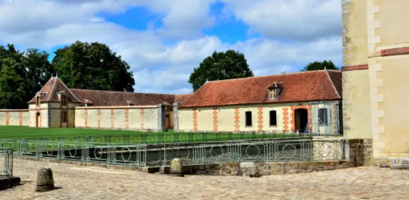 Château de Reveillon - Extérieur