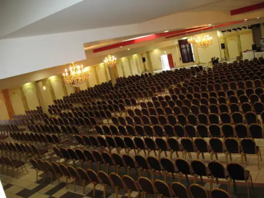 O' Saphir - Salle en Théâtre