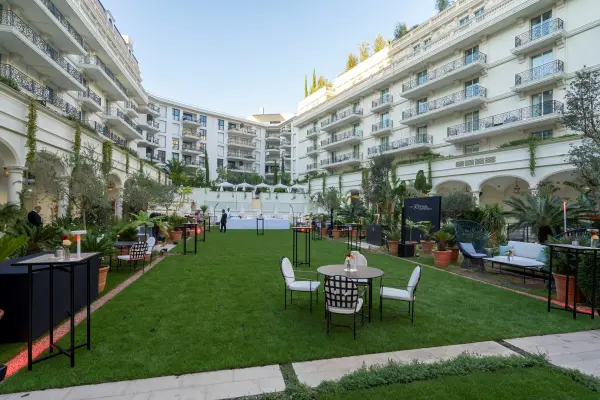 Carlton Cannes, a Regent Hotel - Jardin