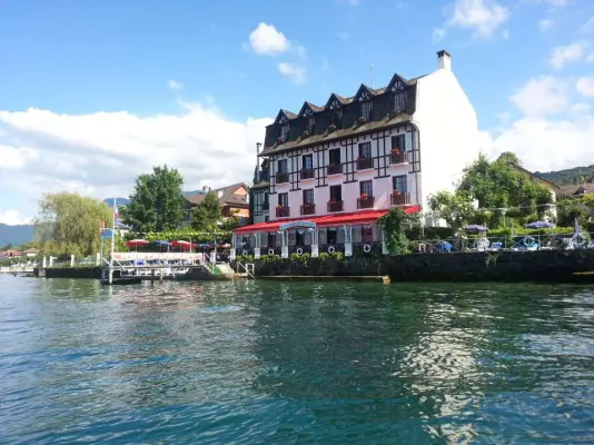 Hotel Restaurant Les Cygnes - Lugar para seminarios en Évian-les-Bains (74)