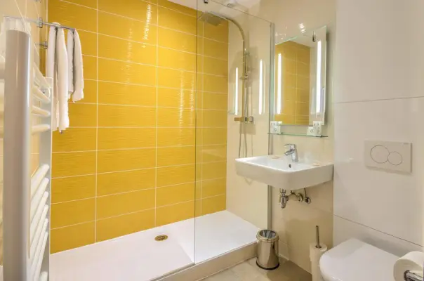 Best Western Hôtel Domaine de Roquerousse - Salle de bain