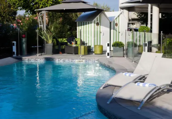 Marriott Courtyard Toulouse Airport - Piscine