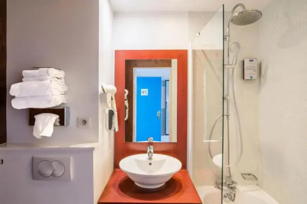 Birgit Hotel Le Havre Center - Bathroom