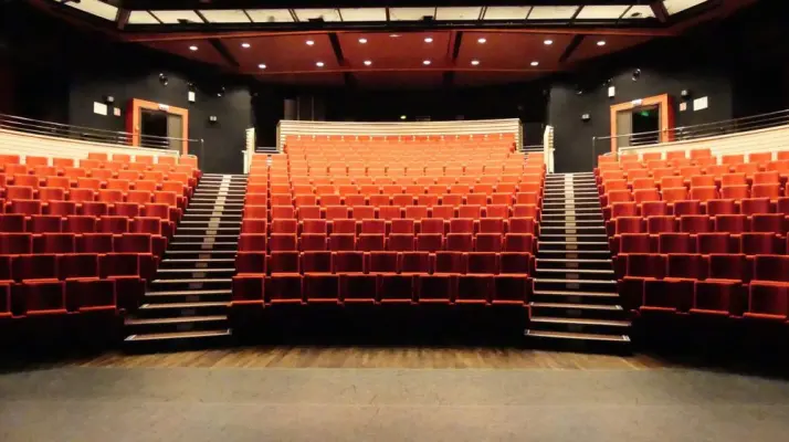 Theater in the Round - Seminar location in Sassenage (38)